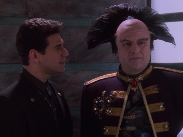 Babylon 5 - S01E13 - Signs and Portents.mkv