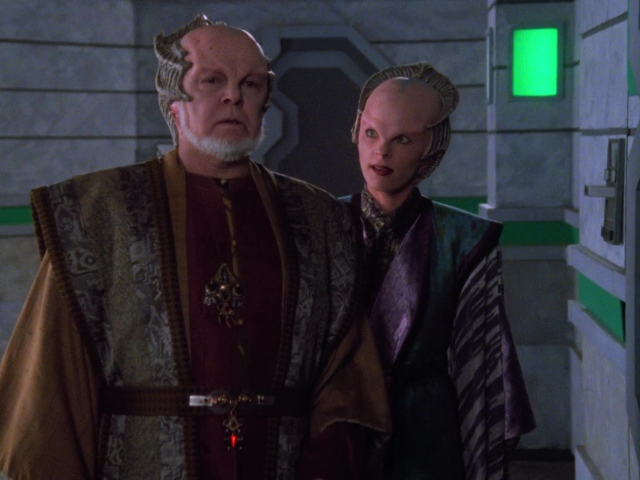 Babylon 5 - S01E19 - A Voice in the Wilderness (2).mkv