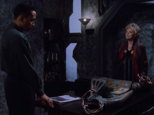 Babylon 5 - S01E21 - The Quality of Mercy.mkv