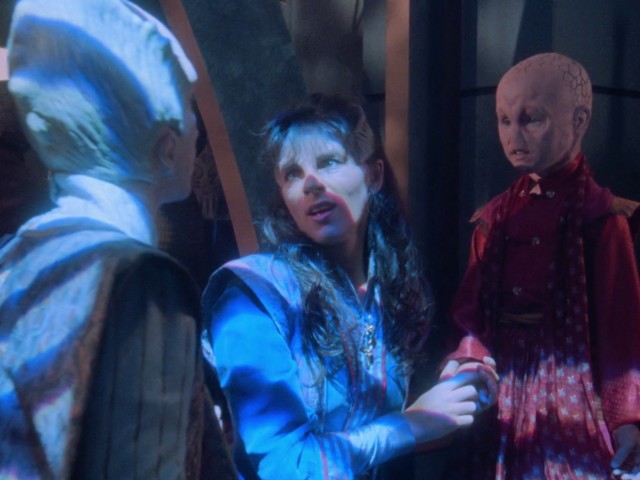 Babylon 5 - S02E18 - Confessions and Lamentations.mkv