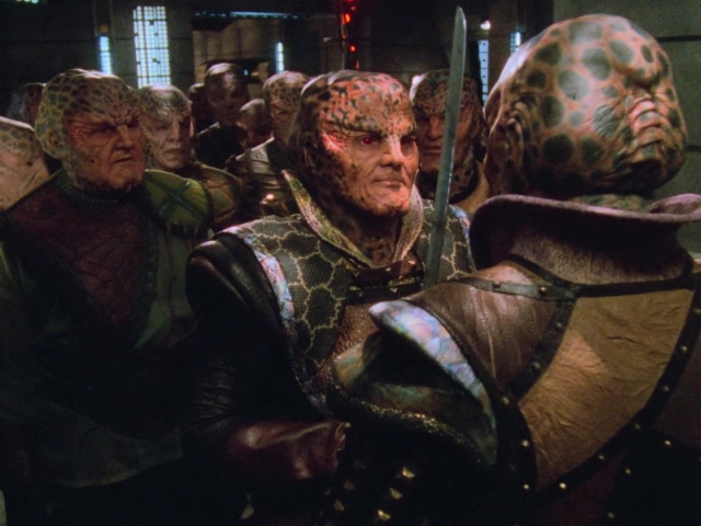 Babylon 5 - S03E03 - A Day in the Strife.mkv