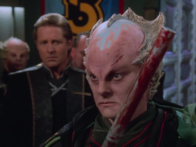 Babylon 5 - S03E19 - Grey 17 Is Missing.mkv