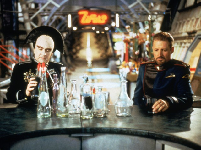 Babylon 5 - S05E02 - The Very Long Night of Londo Mollari.mkv