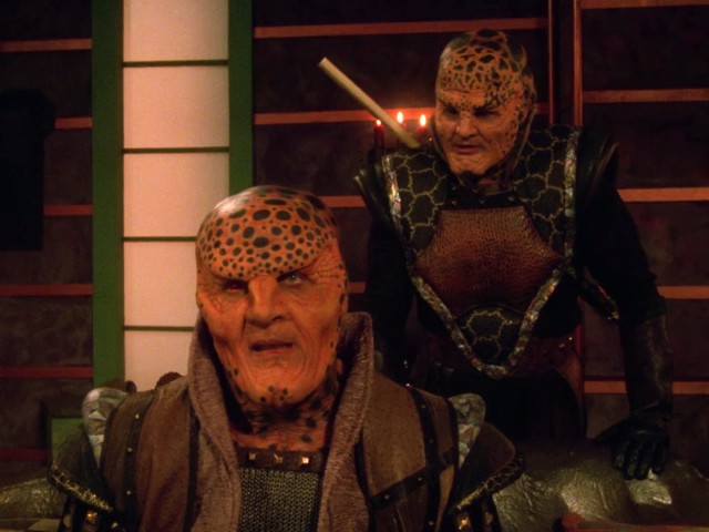 Babylon 5 - S05E12 - The Ragged Edge.mkv