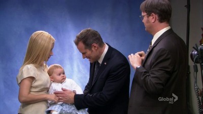 The Office - S08E24 - Free Family Portrait Studio.mp4