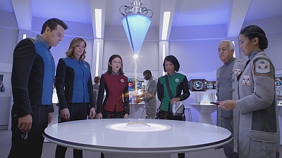 The Orville - S01E01 - Old Wounds.mkv