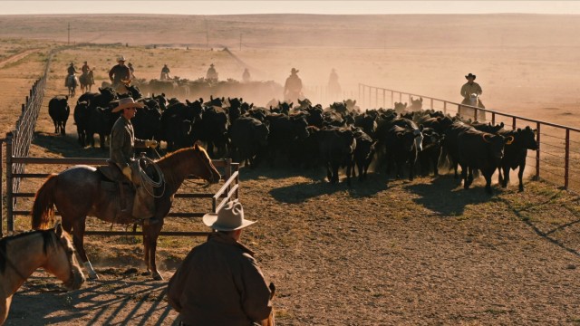 Yellowstone - S04E07 - Keep the Wolves Close.mp4